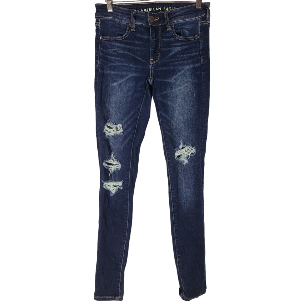 American Eagle distressed skinny jeggings - Size 6 Long